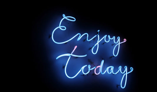 Explore Famous Neon Signs and Their History